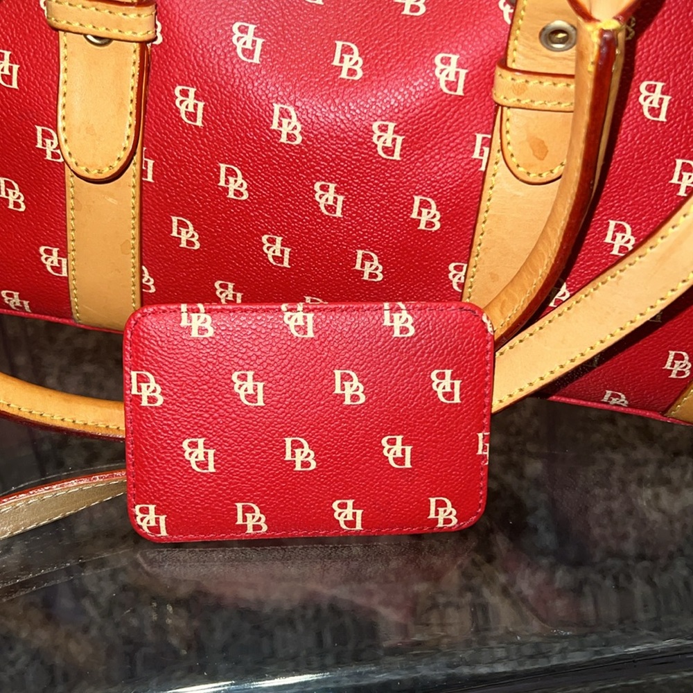 Vintage Red Dooney & Bourke Purse Set🛍️